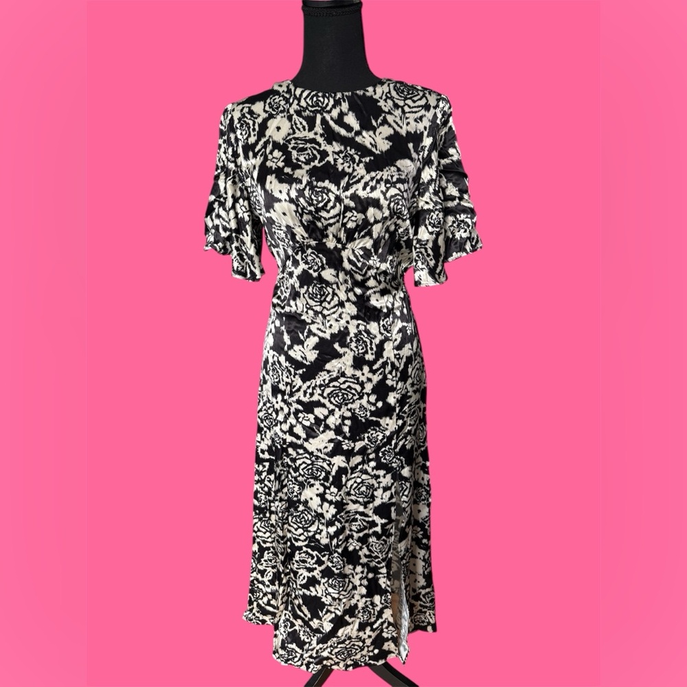 Topshop Austin mono print angel sleeve midi dress Sz 4 Satin  Feel NWOT
